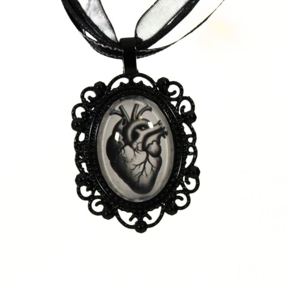 Handmade Gothic Anatomical Heart Necklace Black w/ Silver Metallic Ribbon - Picture 2 of 4
